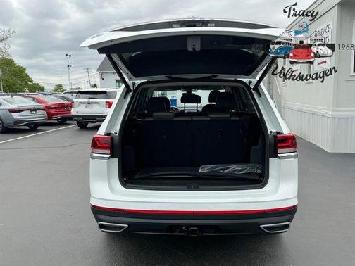 2025 Volkswagen Atlas 2.0T SEL