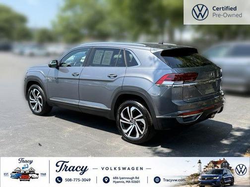 Platinum Gray Metallic 2023 Volkswagen Atlas Cross Sport 3.6L V6 SEL