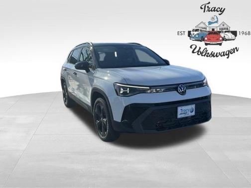 2025 Volkswagen Taos 1.5T SE Black