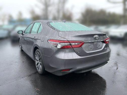 Predawn Gray Mica 2022 Toyota Camry XLE