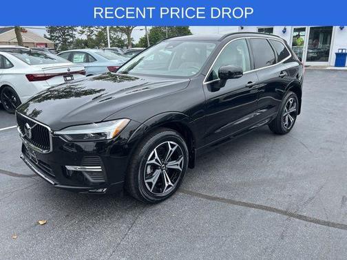 2022 Volvo XC60 B5 Momentum