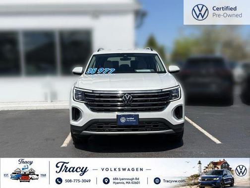 opal white pearl 2026 Volkswagen Atlas 2.0T SE