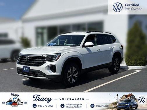 opal white pearl 2026 Volkswagen Atlas 2.0T SE