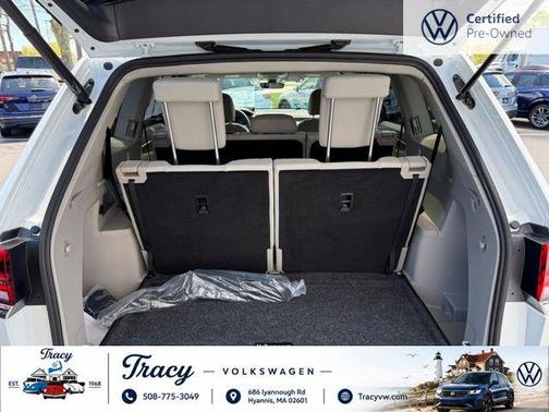 opal white pearl 2026 Volkswagen Atlas 2.0T SE