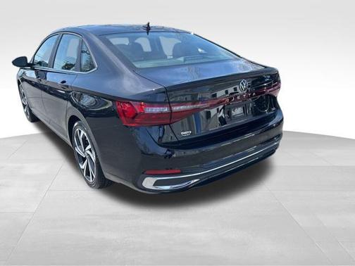 2025 Volkswagen Jetta 1.5T SEL