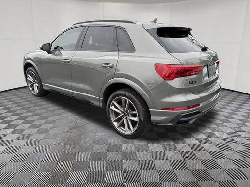 2022 Audi Q3 45 S line Premium Plus