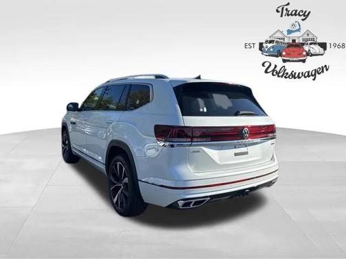 2026 Volkswagen Atlas 2.0T SEL Premium R-Line 4MOTION