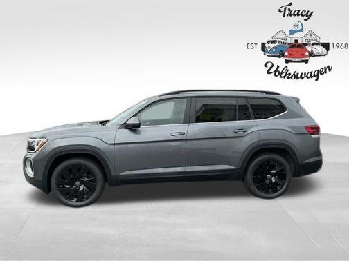 2025 Volkswagen Atlas 2.0T SE w/Technology 4MOTION