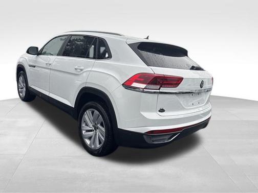 2022 Volkswagen Atlas Cross Sport 2.0T SE w/Technology 4MOTION