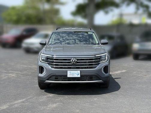 Pure Gray 2026 Volkswagen Atlas 2.0T SE w/Technology 4MOTION