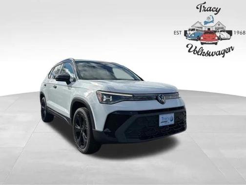 2025 Volkswagen Taos 1.5T SE Black