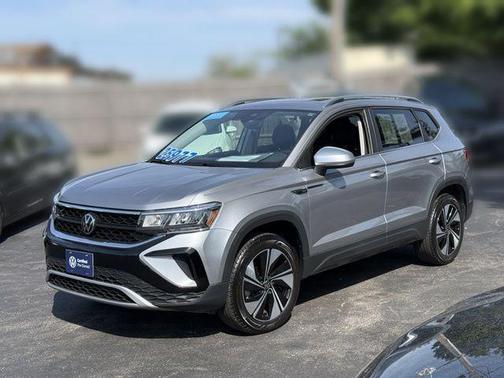 Pyrite Silver Metallic 2023 Volkswagen Taos 1.5T SE