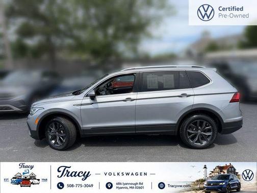 Pyrite Silver Metallic 2023 Volkswagen Tiguan 2.0T SE 4MOTION