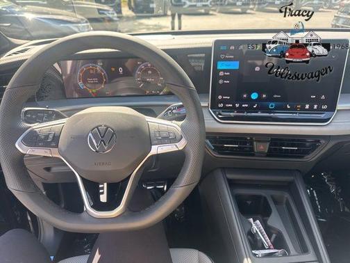2025 Volkswagen Tiguan 2.0T SE R-Line Black 4MOTION