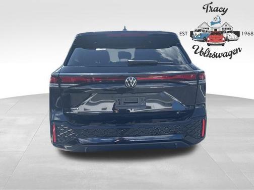 2025 Volkswagen Tiguan 2.0T SE R-Line Black 4MOTION