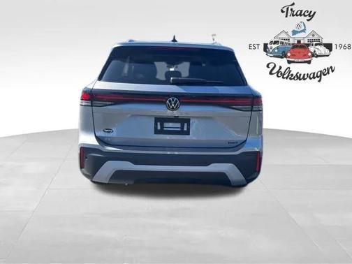 2025 Volkswagen Tiguan 2.0T SE 4MOTION