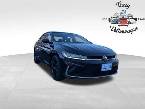 2026 Volkswagen Jetta 1.4T SE