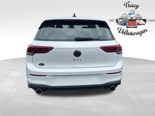 2025 Volkswagen Golf GTI 2.0T SE DSG