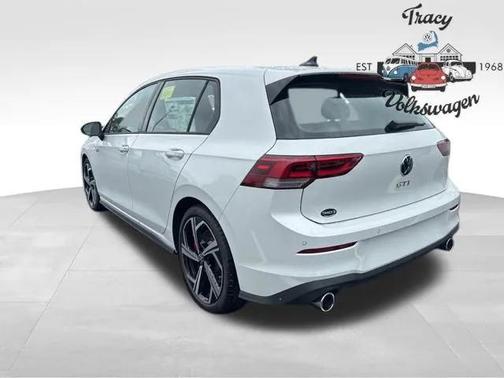 2025 Volkswagen Golf GTI 2.0T SE DSG