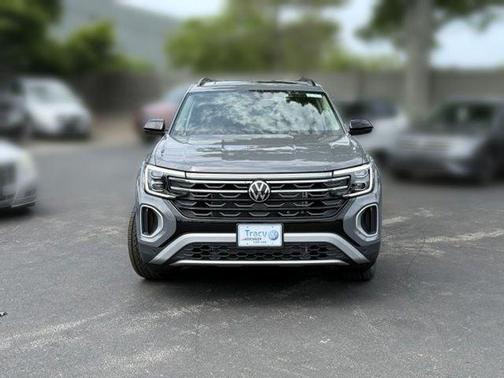 pure gray 2026 Volkswagen Atlas Peak Edition