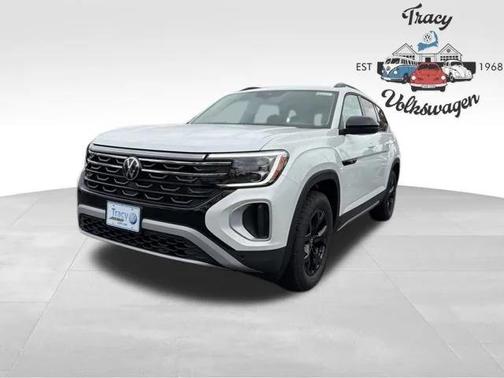 2026 Volkswagen Atlas Peak Edition