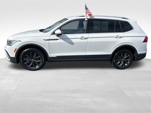 2024 Volkswagen Tiguan 2.0T SE 4MOTION