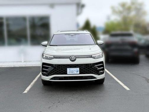 sandstone 2026 Volkswagen Tiguan 2.0T SEL R-Line 4MOTION
