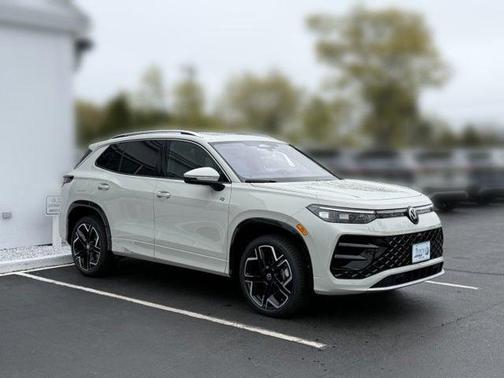 sandstone 2026 Volkswagen Tiguan 2.0T SEL R-Line 4MOTION