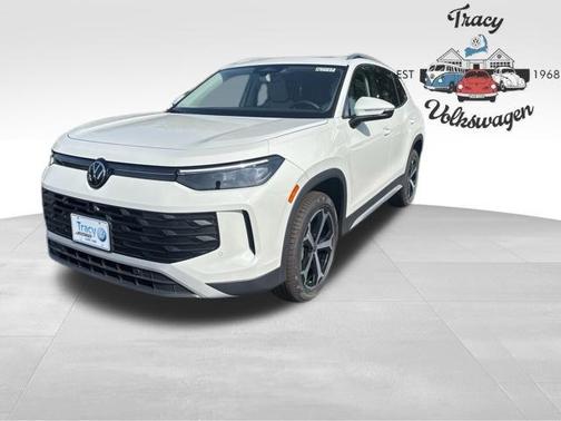 2025 Volkswagen Tiguan 2.0T SE 4MOTION