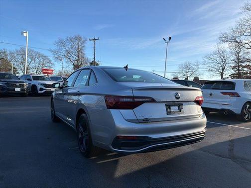2022 Volkswagen Jetta 1.5T SE