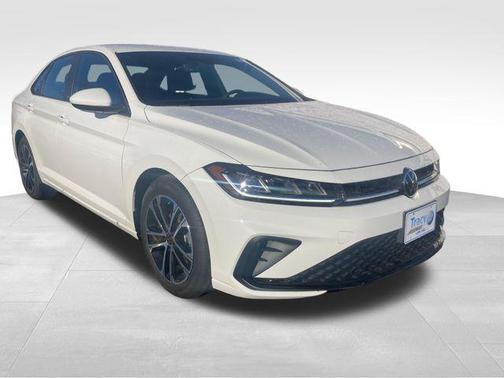 Pure White 2026 Volkswagen Jetta 1.4T S
