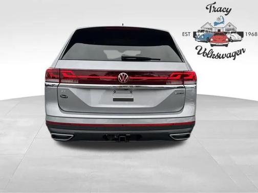 2026 Volkswagen Atlas 2.0T SE w/Technology 4MOTION