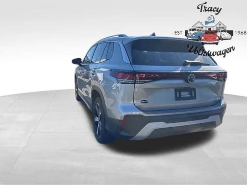 2025 Volkswagen Tiguan 2.0T SE 4MOTION