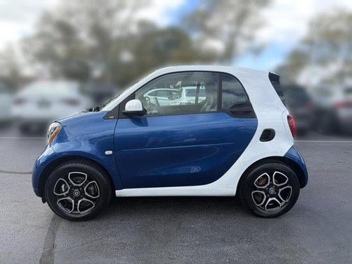 Midnight Blue (metallic) 2016 smart ForTwo