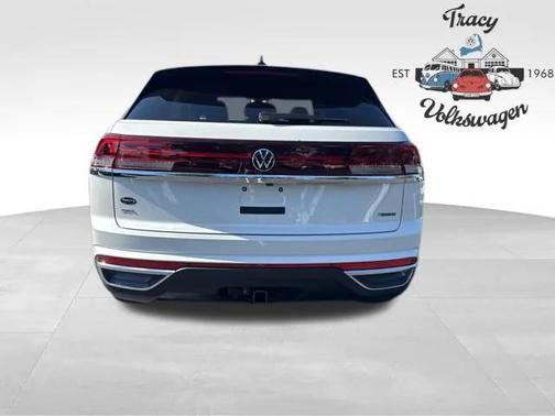 2026 Volkswagen Atlas Cross Sport 2.0T SEL