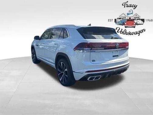 2026 Volkswagen Atlas Cross Sport 2.0T SEL Premium