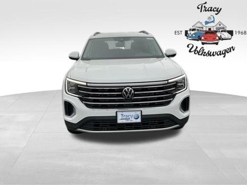 2025 Volkswagen Atlas 2.0T SE w/Technology 4MOTION