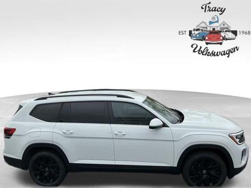 2025 Volkswagen Atlas 2.0T SE w/Technology 4MOTION