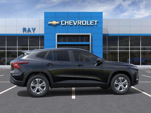 Mosaic Black Metallic 2026 Chevrolet Trax LS