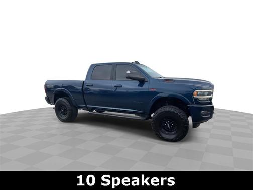 2020 RAM 2500 Laramie Crew Cab 4X4 6'4' Box