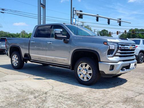 Sterling Gray Metallic 2026 Chevrolet Silverado 2500 High Country
