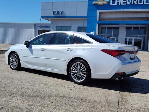 Wind Chill Pearl 2019 Toyota Avalon Limited