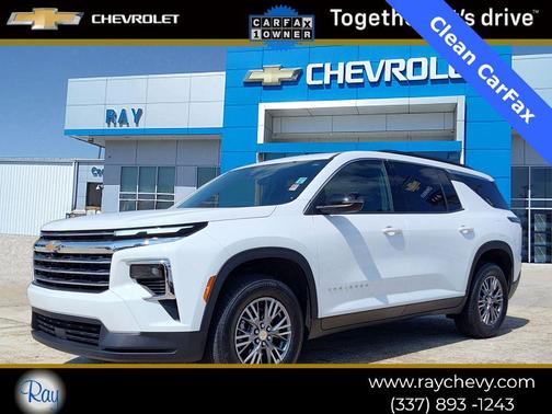 Summit White 2025 Chevrolet Traverse LT