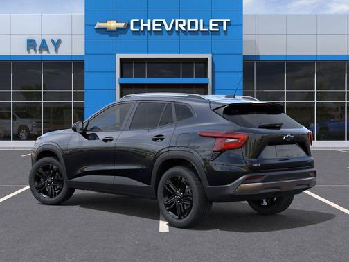 Mosaic Black Metallic 2026 Chevrolet Trax FWD ACTIV