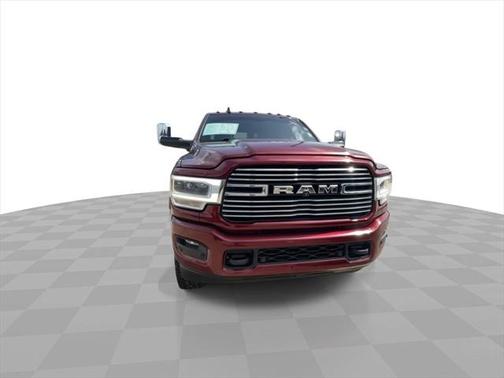 2020 RAM 2500 Laramie Crew Cab 4X4 6'4' Box