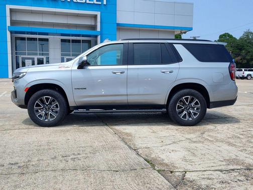 Sterling Gray Metallic 2024 Chevrolet Tahoe 4WD Z71