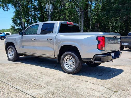 Sterling Gray Metallic 2023 Chevrolet Colorado WT