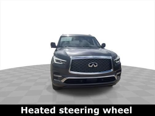 2022 INFINITI QX80 Luxe