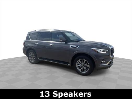 2022 INFINITI QX80 Luxe