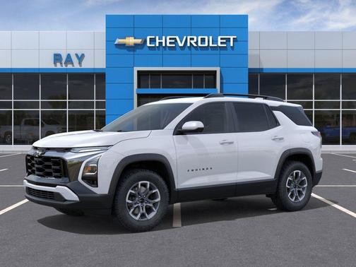 Polar White Tricoat 2026 Chevrolet Equinox FWD ACTIV